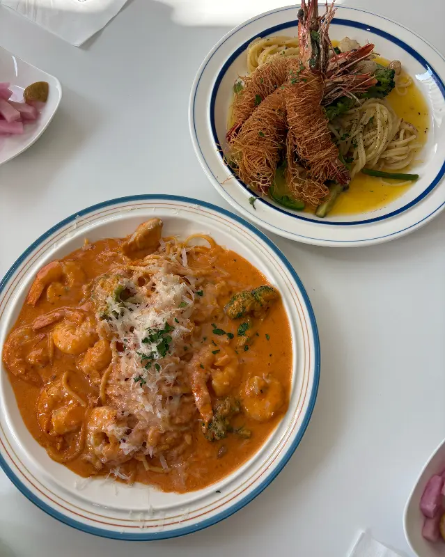 새우 로제 파스타와 카다이프 새우 알리오올리오