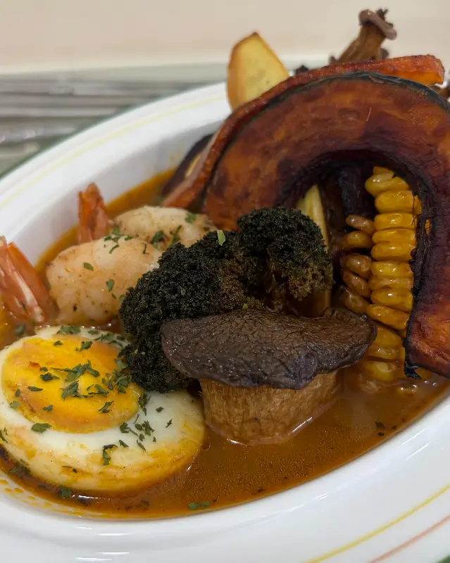 야채 스프카레의 다채로운 색감