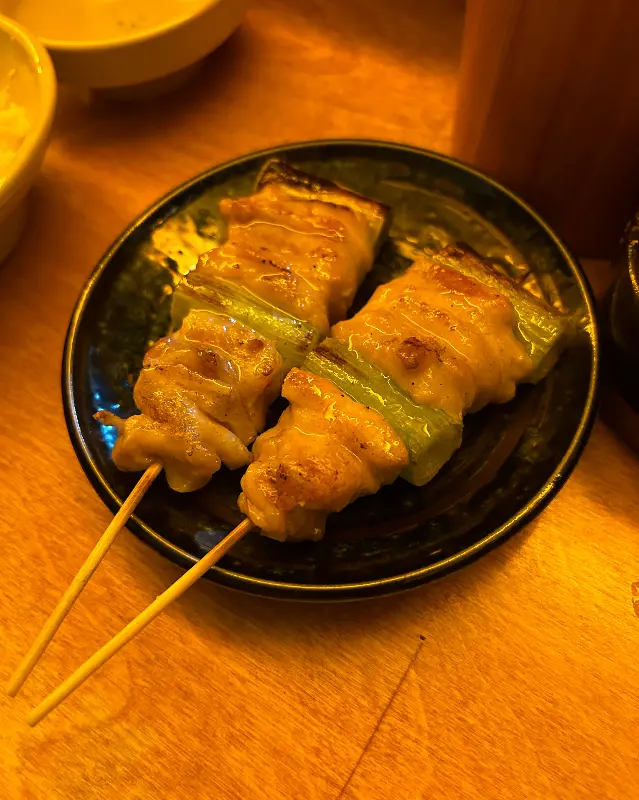 윤기가 자르르 흐르는 닭꼬치