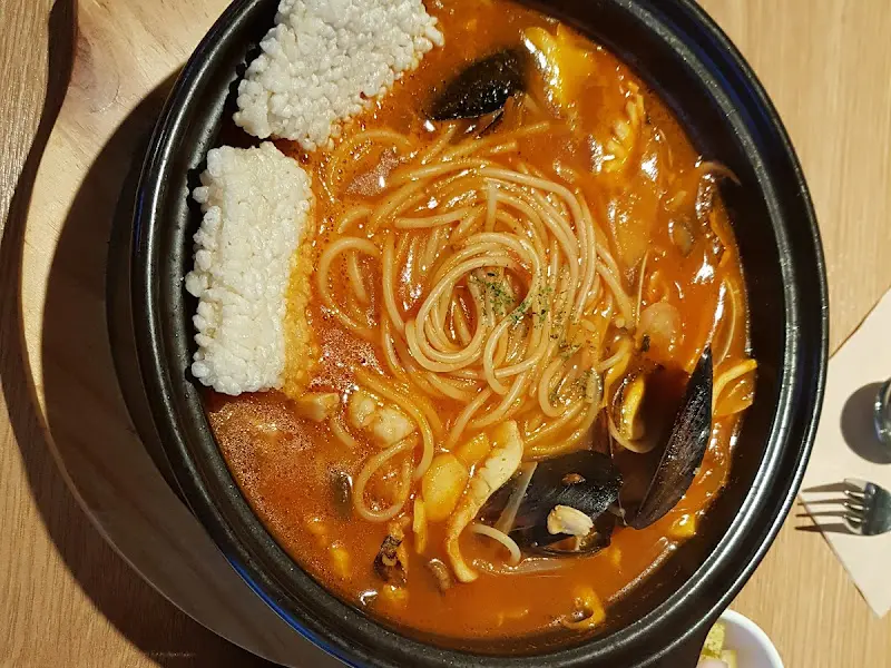 뚝배기 누룽지 파스타