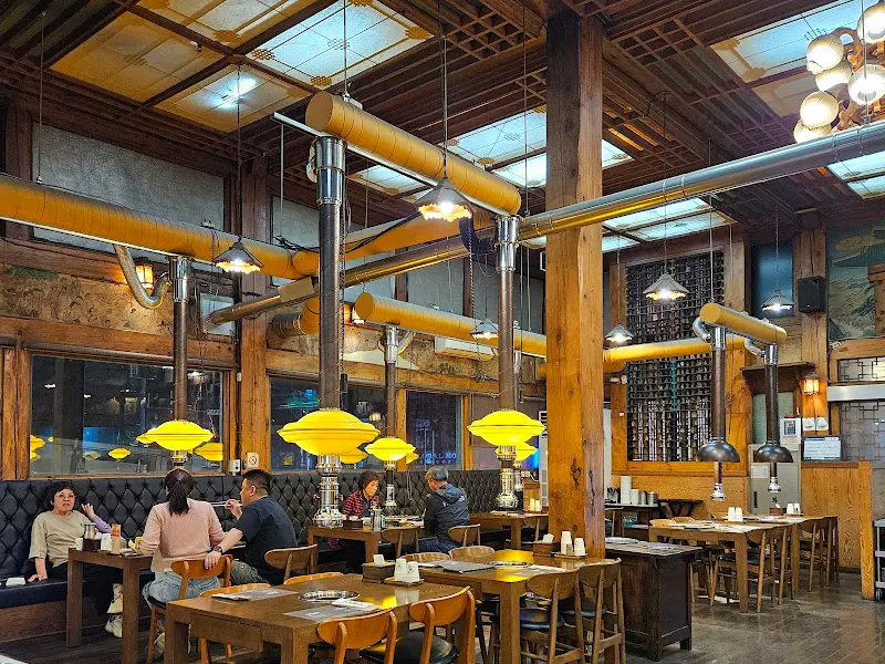 갈비생각 내부 인테리어