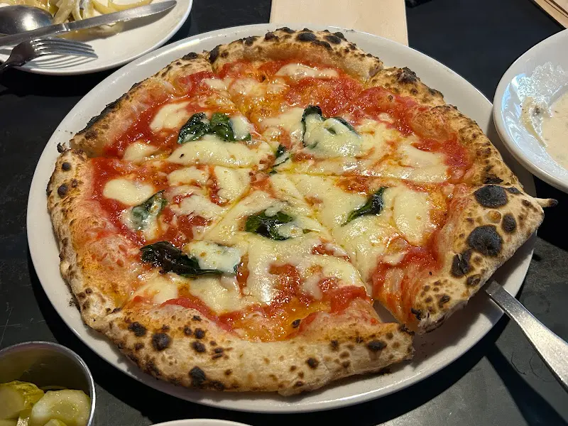 마르게리따 피자