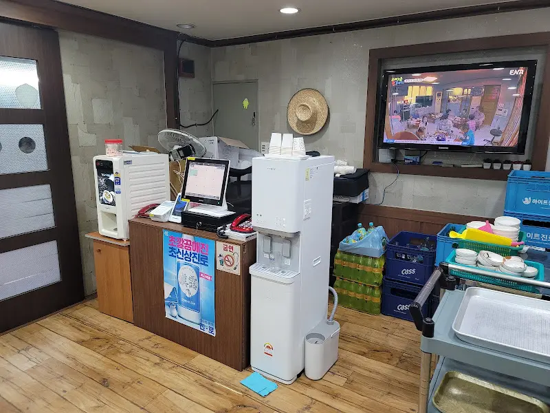 구룡포횟집 내부