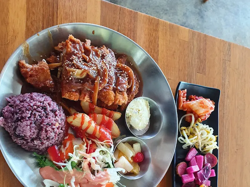 치즈돈까스 한상차림