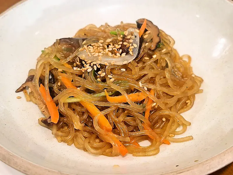 윤기가 흐르는 잡채