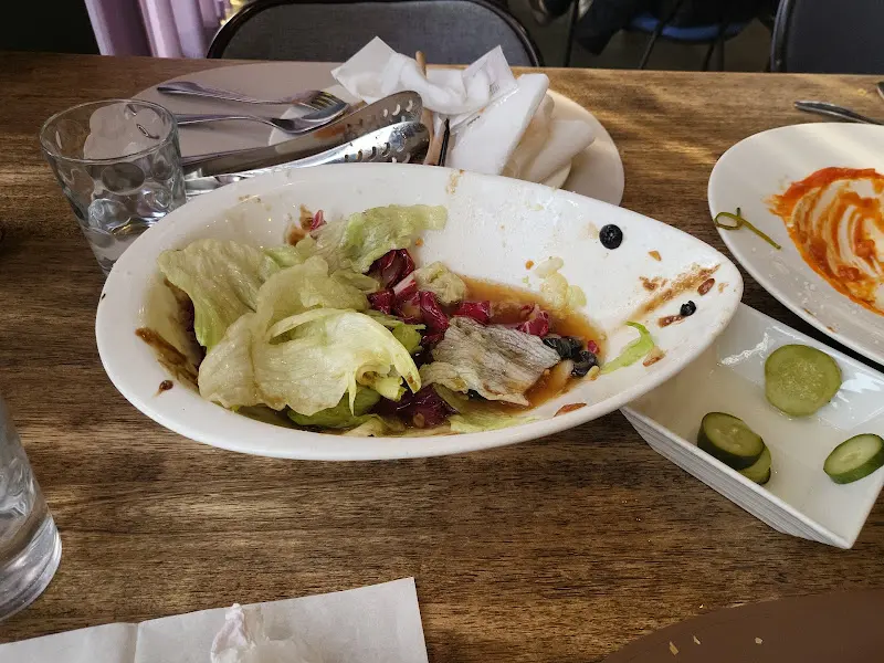 식사를 마친 테이블 풍경