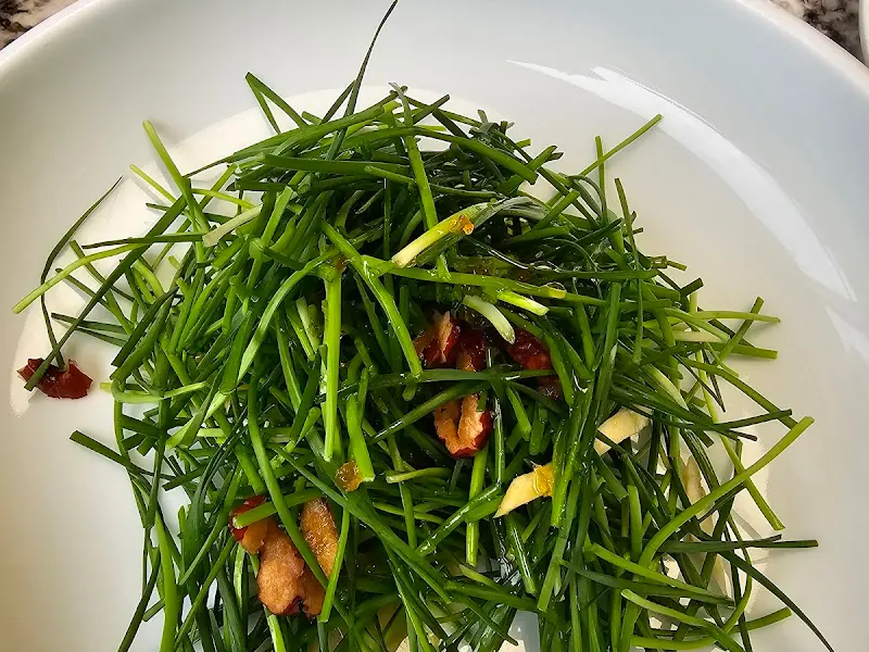 정갈하게 담겨 나온 밑반찬