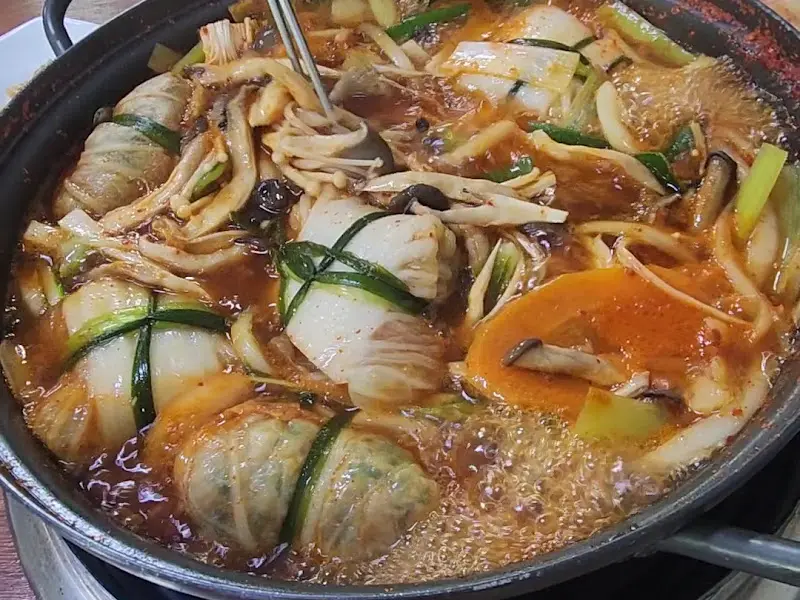 맛있는 김치말이만두
