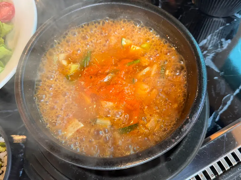 쾌적한 식사 공간