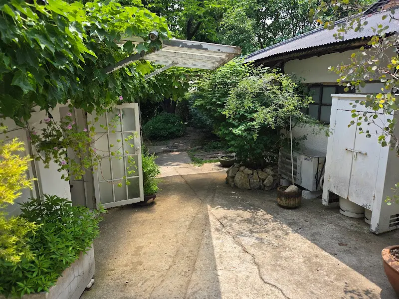 감나무집 정원