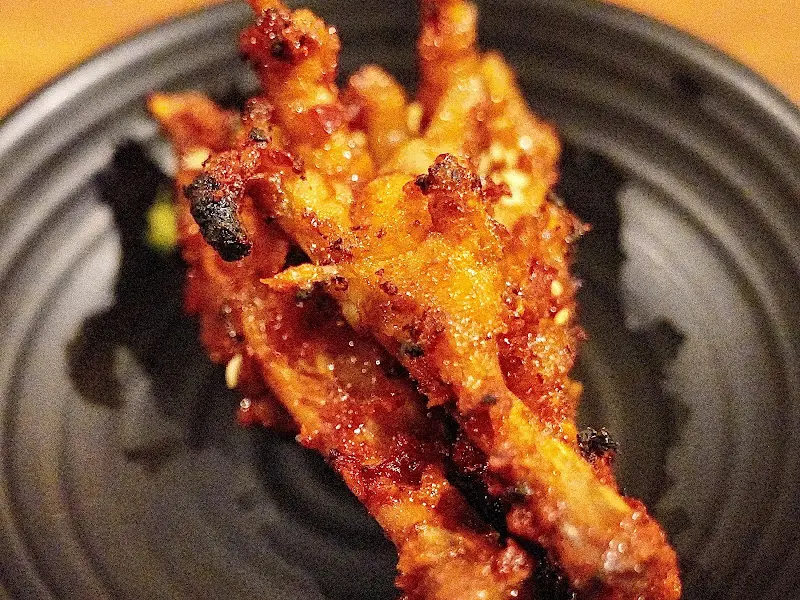 석쇠 닭발 클로즈업 샷