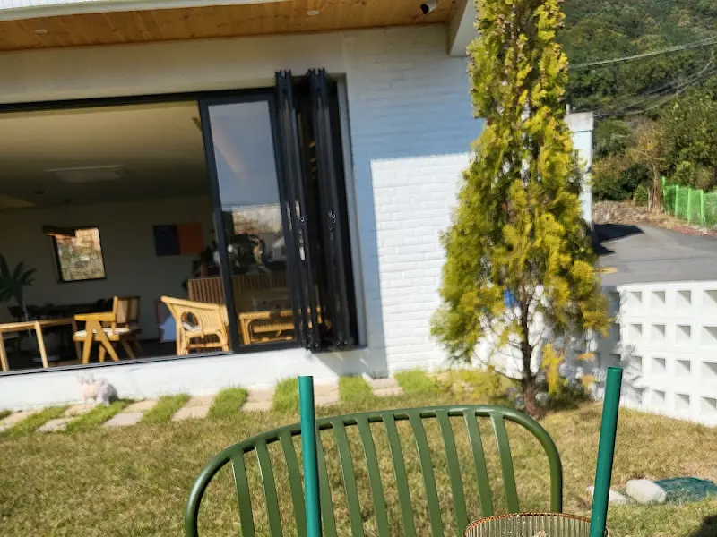 카페, 기록 야외 테이블