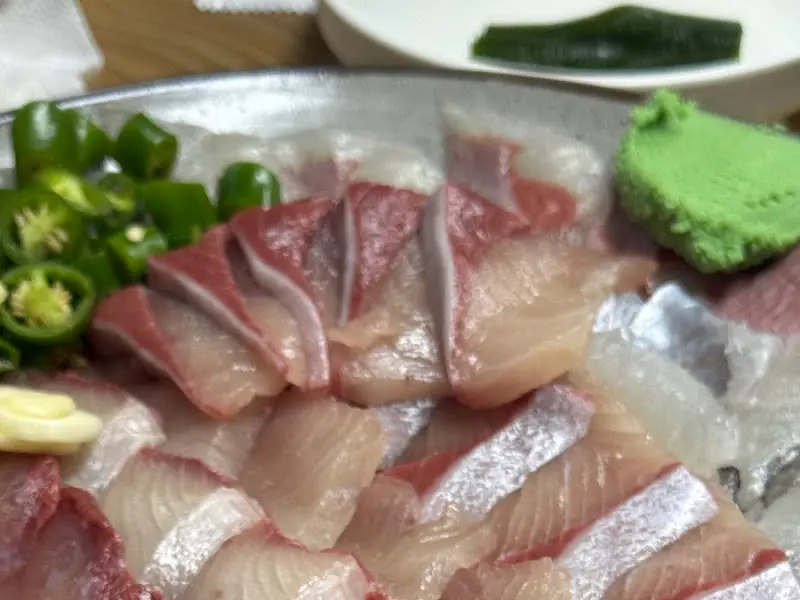 신선한 모듬회 근접샷