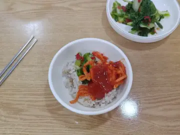소박한 정취가 깃든, 원주에서 맛보는 옹심이의 깊은 풍미: 숨겨진 골목 맛집