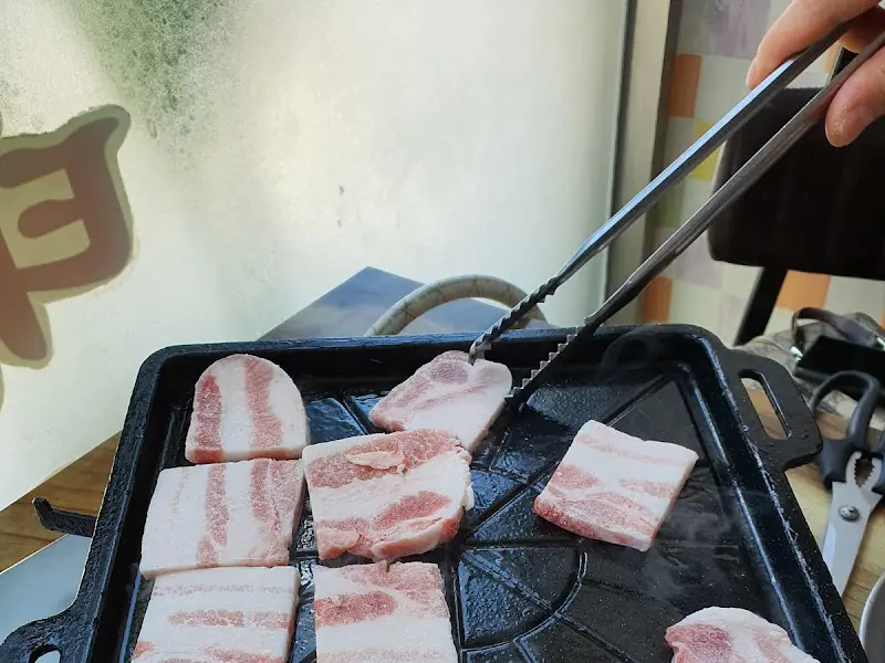 맛있는 냉삼 한 상 차림