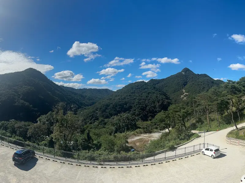 텍사스바베큐에서 바라본 아름다운 마운틴 뷰