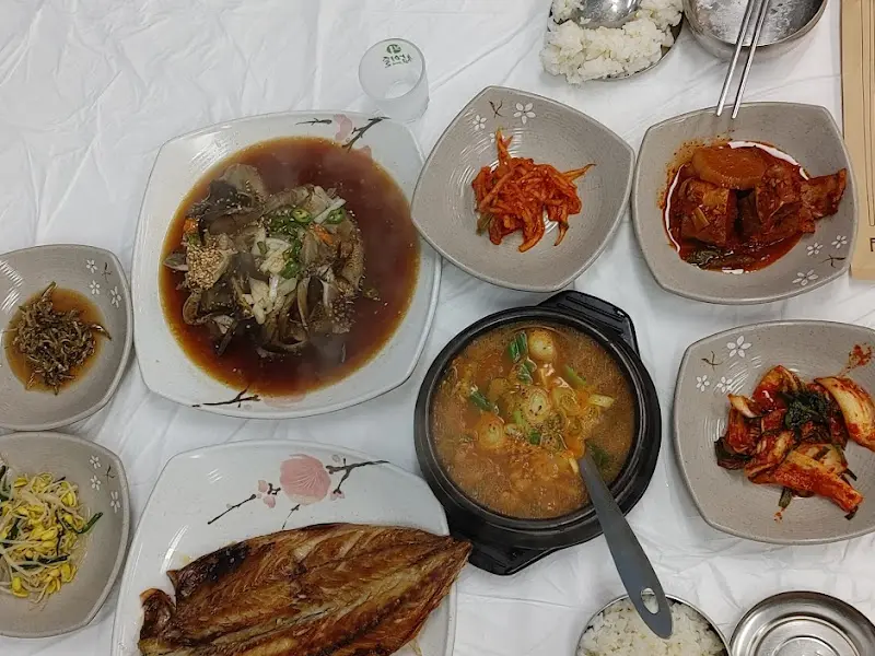 인생맛집 밥지기의 간장게장 한상차림