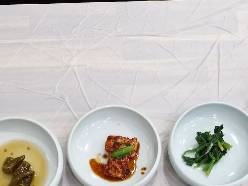 깔끔한 테이블 세팅