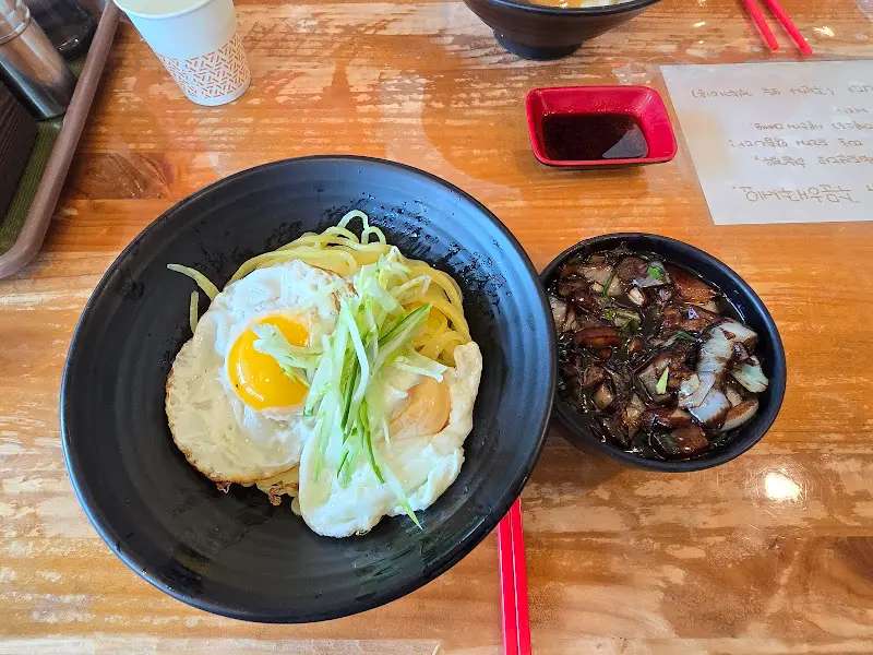 짜장면, 간짜장, 탕수육 한 상 차림