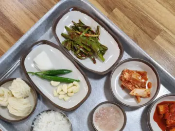 흐린 날, 따스한 위로가 되어준 양산 남부동 돼지국밥 맛집 순례기