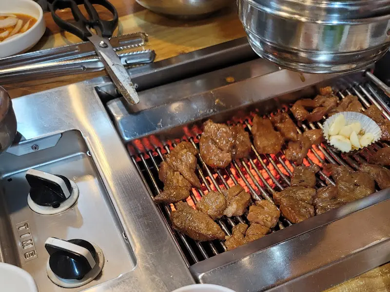 돼지갈비와 함께 구워 먹는 마늘