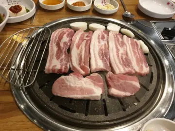울산 삼산동에서 제대로 불 맛 나는 돼지갈비 “지역명” 레전드 “맛집” 탐험기!