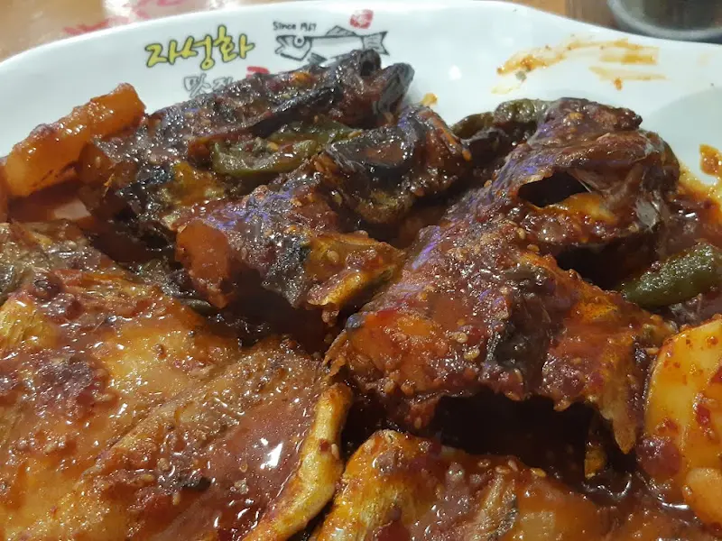 윤기가 흐르는 코다리찜