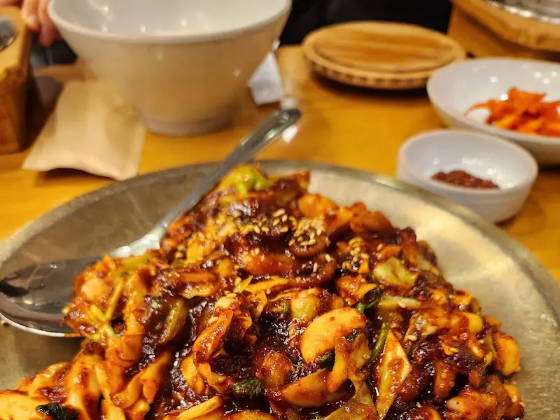 직화 쭈꾸미볶음 근접샷