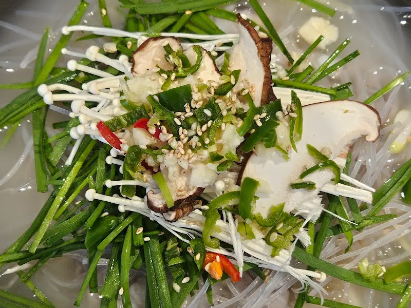 싱싱한 낙지가 듬뿍 들어간 낙지전골