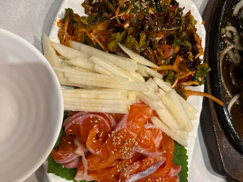 싱싱한 송어회 무침