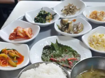 어머니의 손맛이 그리울 때, 김해공항 숨은 보석 같은 밥집에서 만나는 정겨운 맛집 기행