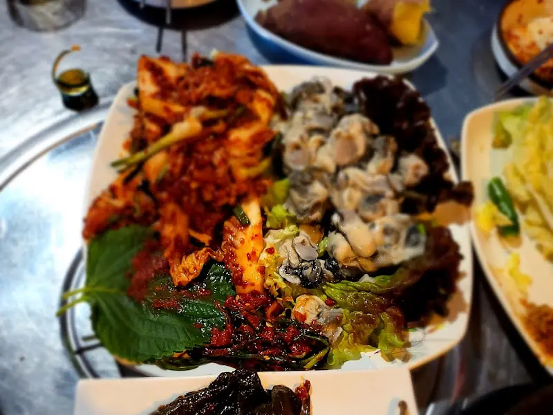 굴보쌈 푸짐한 한 상