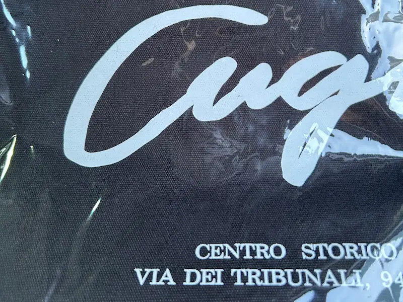 꾸지니 로고가 박힌 에코백