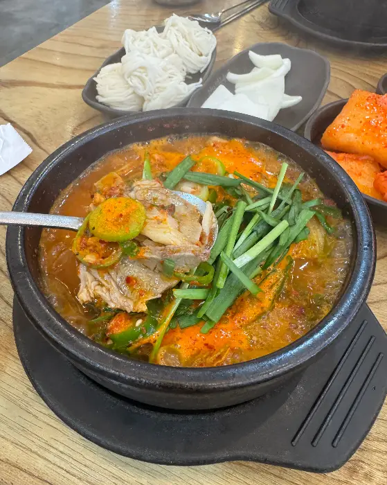 순대국 국물 클로즈업 사진