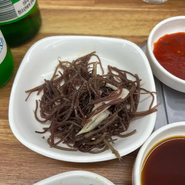 미역국과 톳무침