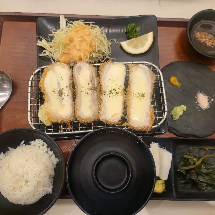 치즈 돈까스 사진