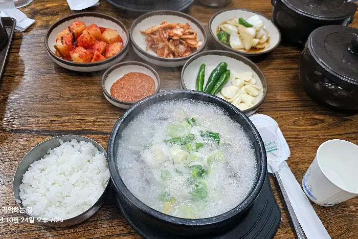 쌍둥이네 정갈한 반찬들 사진