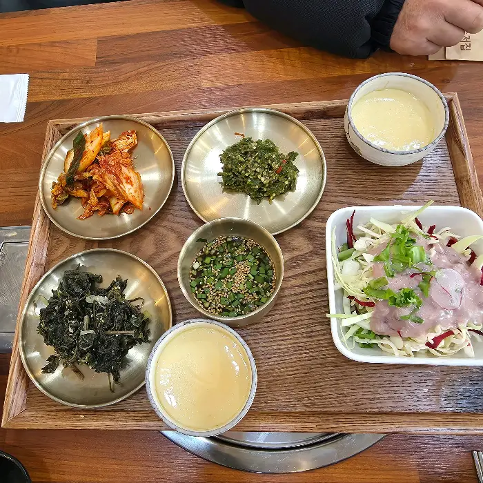 산삼배양근 소담반계탕과 곤드레밥