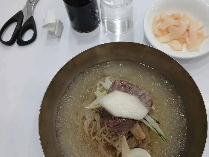 을밀대 냉면과 양념장
