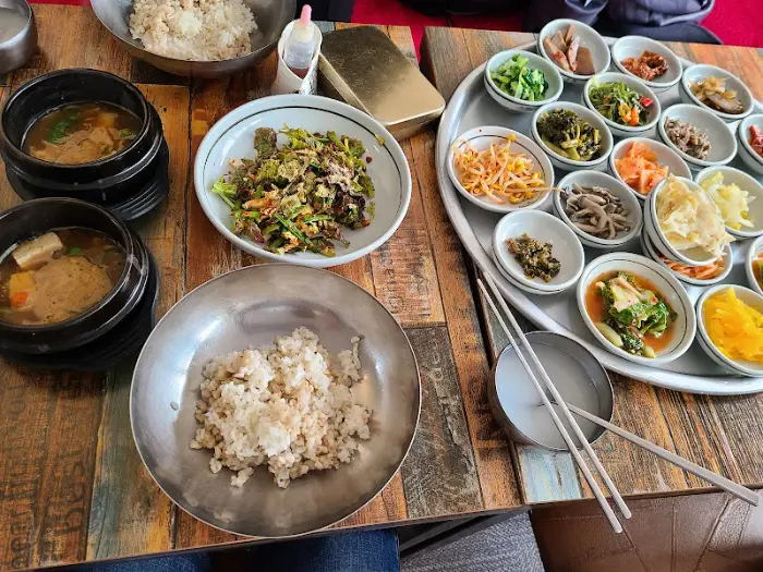 순희할매집 겉절이 김치와 멸치볶음