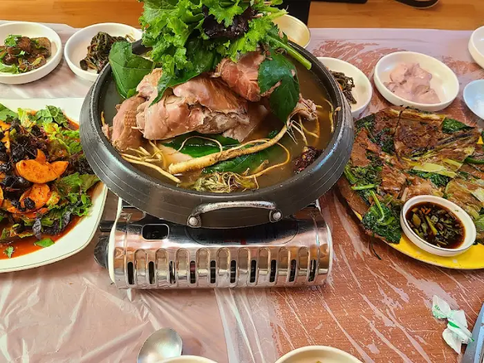 제천 학현식당 산삼 토종닭 백숙 한 상