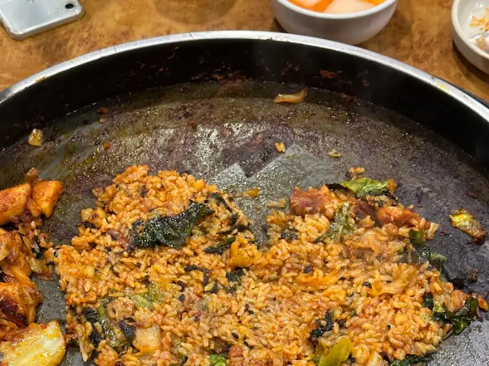볶음밥 조리 모습