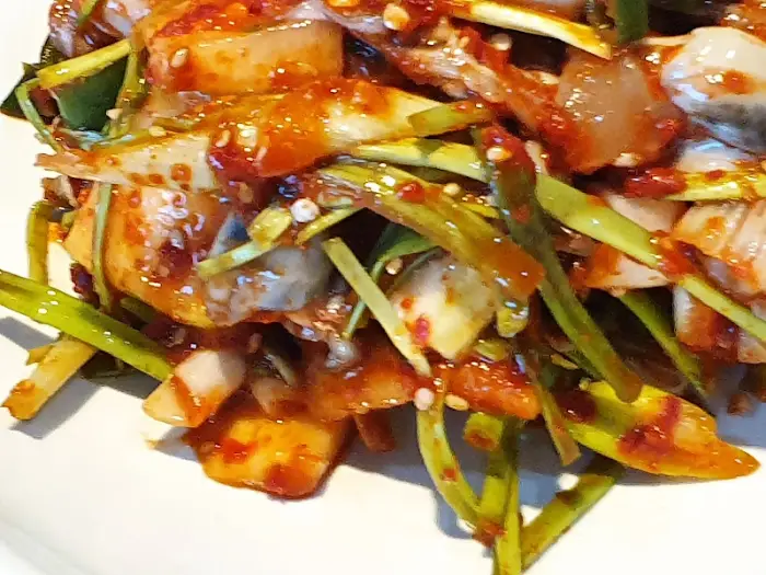 덕자찜과 다양한 반찬