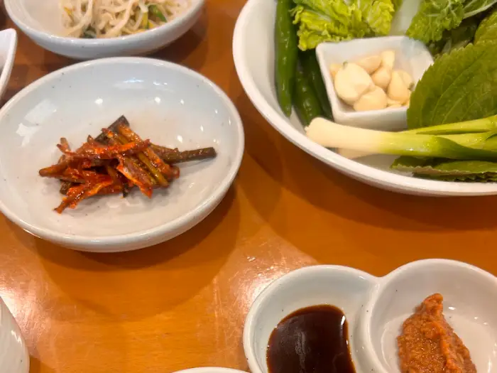 유림산장 볶음 반찬