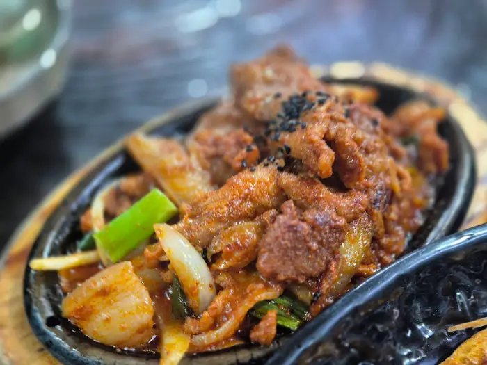 맛있게 볶아진 제육볶음