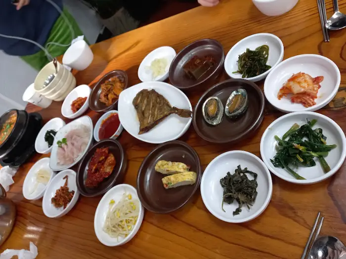 정갈한 밑반찬