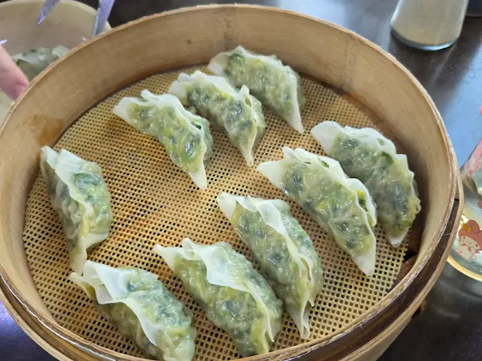 정갈하게 담긴 만두