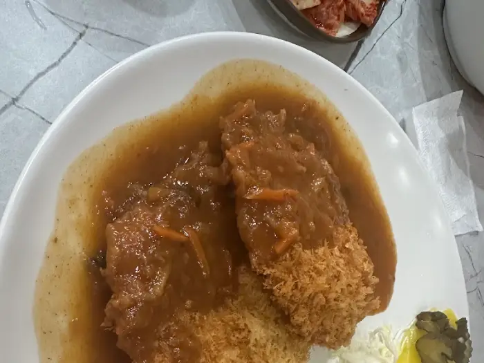 푸짐한 왕돈까스