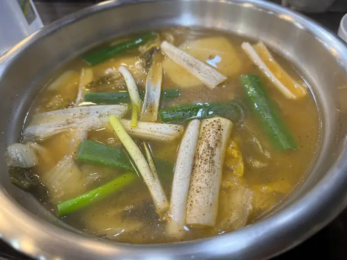 닭한마리 칼국수에 들어가는 재료들
