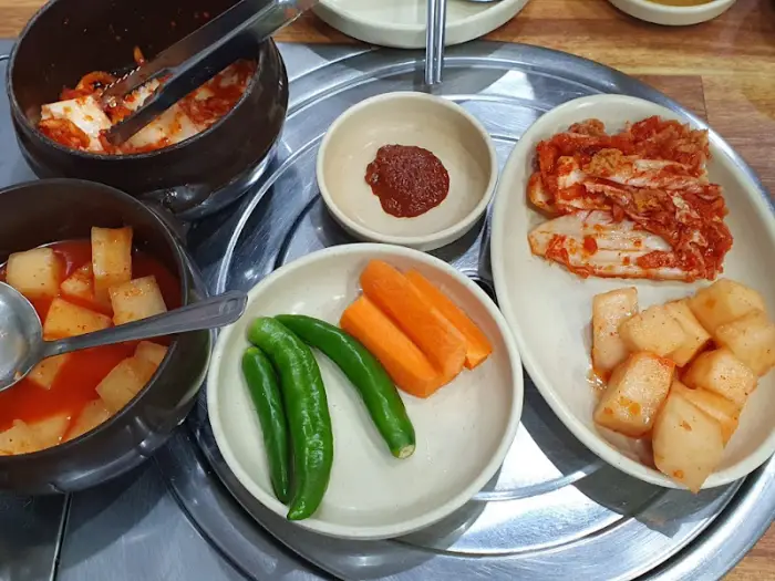 밑반찬 세팅